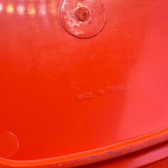 Vintage Orange Nesting Picnic Set Plates Cups Silverware Bowls Salt Pepper MCM - Picture 13 of 14